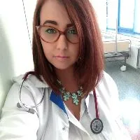 Dr. Renata Nicoara