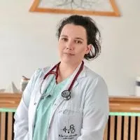Dr. Anna-Boróka Tusa