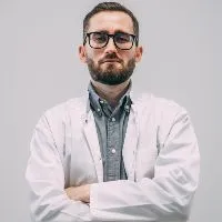 Dr. Darius  Popa
