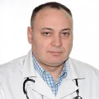 Dr. Razvan Malacu