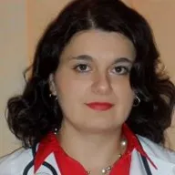 Dr. Genoveva Hiastru