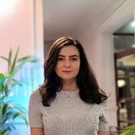 Dr. Raluca Lascu