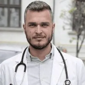 Fotografia de profil a Dr. Eduard Florescu