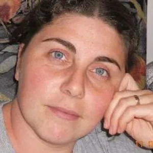 Fotografia de profil a Dr. Cristina Munteanu