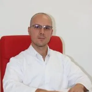 Fotografia de profil a Dr. Adrian Culici