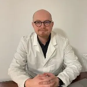 Fotografia de profil a Dr. Paul Proboteanu