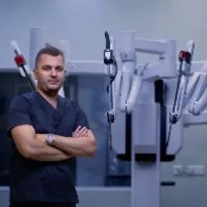 Fotografia de profil a Dr. Alexandru Cealan