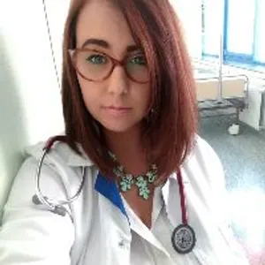 Fotografia de profil a Dr. Renata Nicoara