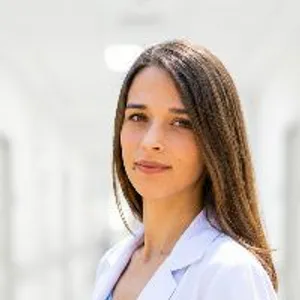 Fotografia de profil a Dr. Tatiana Cirimpei