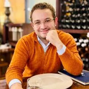 Fotografia de profil a Dr. Bogdan Toma