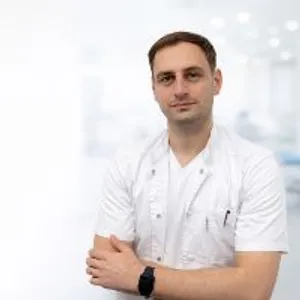 Fotografia de profil a Dr. Emilian Bolovan