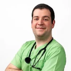 Fotografia de profil a Dr. Mircea-Adrian Radu