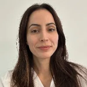 Fotografia de profil a Dr. Adina Alexandra Nanu
