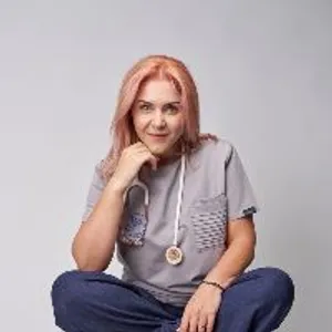 Fotografia de profil a Dr. Cristiana Ignat