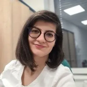 Fotografia de profil a Dr. Andra Jipa