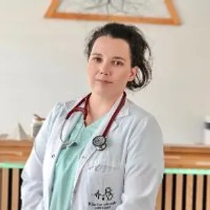 Fotografia de profil a Dr. Anna-Boróka Tusa