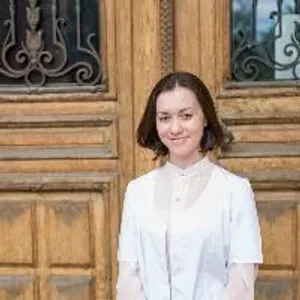 Fotografia de profil a Dr. Adriana Ștefan