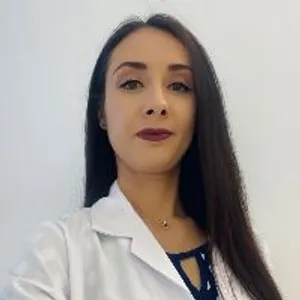 Fotografia de profil a Dr. Roxana Chelu