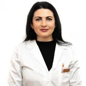 Fotografia de profil a Dr. Alexandra Socaci