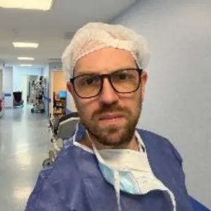 Fotografia de profil a Dr. Armand Iliescu