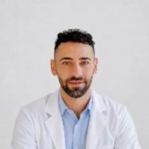 Fotografia de profil a Dr. Mohammad Aldarayseh