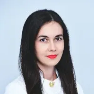 Fotografia de profil a Dr. Monica Pădurariu
