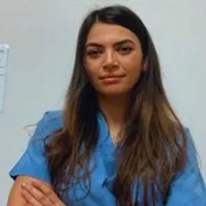 Fotografia de profil a Dr. Roxana Gavriș