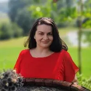 Fotografia de profil a Dr. Irina Pintilie