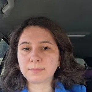 Fotografia de profil a Dr. Alexandra Curelea
