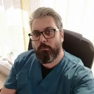 Fotografia de profil a Dr. Vlad Bandac