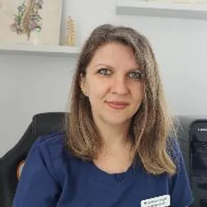 Fotografia de profil a Dr. Magda Comănescu