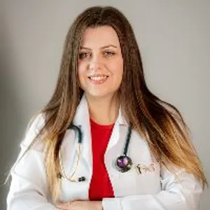 Fotografia de profil a Dr. Bianca Emanoil
