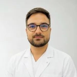 Fotografia de profil a Dr. Sabin Păduroiu