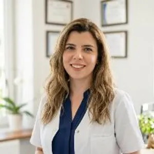 Fotografia de profil a Dr. Maria-Viviana Mocanu