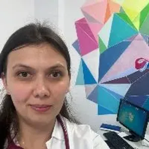 Fotografia de profil a Dr. Alexandra Bratu