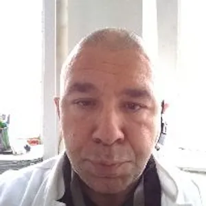 Fotografia de profil a Dr. Adrian Valentin Struț