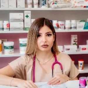 Fotografia de profil a Dr. Alexandra Elena Dăncilă