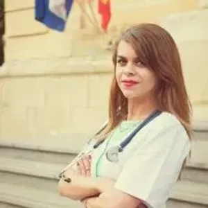 Fotografia de profil a Dr. Cristina Maria Petre