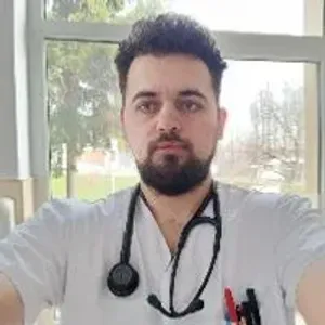 Fotografia de profil a Dr. Bogdan Iliuță Ciubotariu