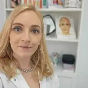 Fotografia de profil a Dr. Miruna Robu