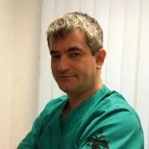 Fotografia de profil a Dr. Marian Stamate