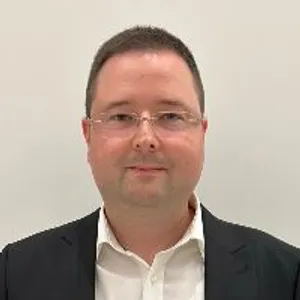 Fotografia de profil a Dr. Bogdan Dumbrava