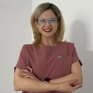 Fotografia de profil a Dr. Carmen Statescu