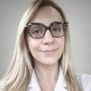 Fotografia de profil a Dr. Antonia Moldovan
