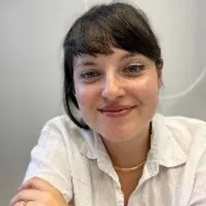 Fotografia de profil a Dr. Silvia-Monica Costin