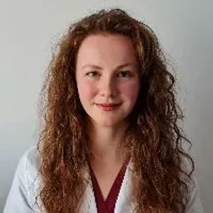 Fotografia de profil a Dr. Roxana Ilea-Bonda