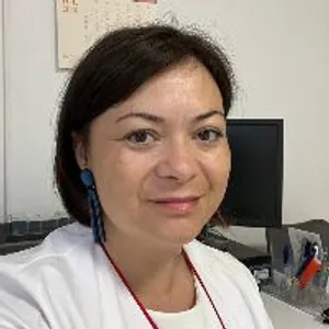Fotografia de profil a Dr. Imola Ugron-Salat