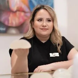 Fotografia de profil a Dr. Corina David-Itu
