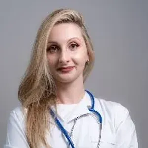 Fotografia de profil a Dr. Alexandra Bohan