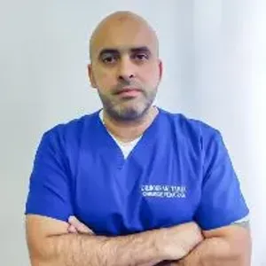 Fotografia de profil a Dr. Hourani Tamer